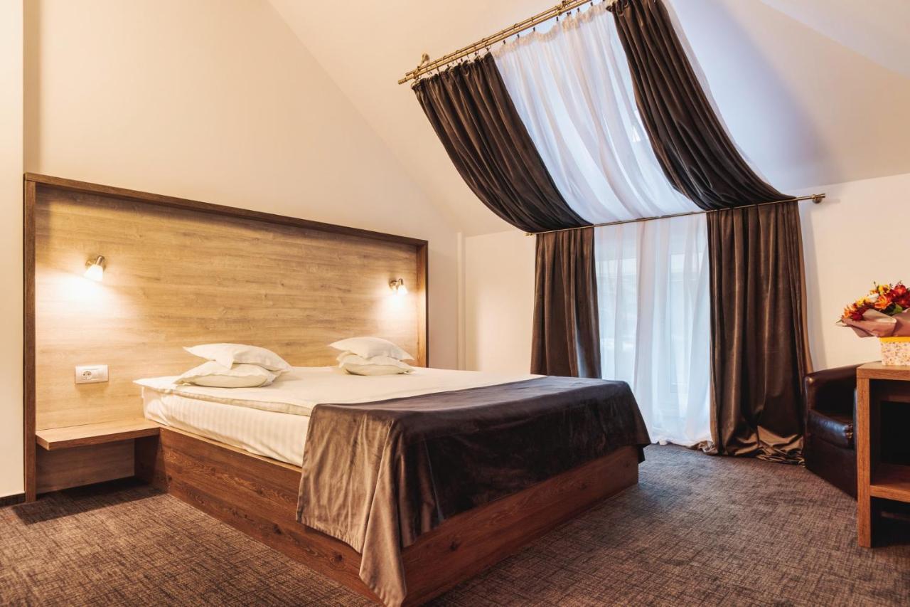 Călimăneşti Hotel Domnitei מראה חיצוני תמונה