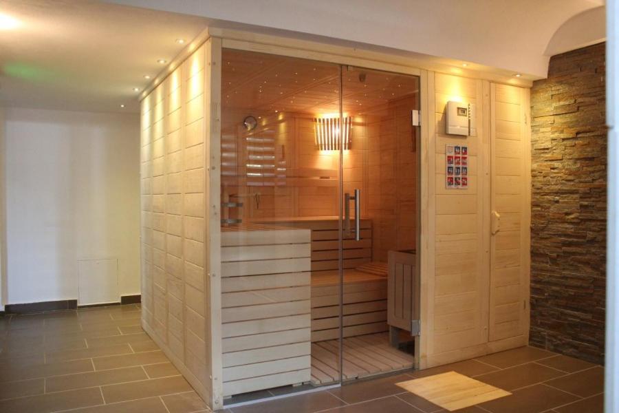 Călimăneşti Hotel Domnitei מראה חיצוני תמונה