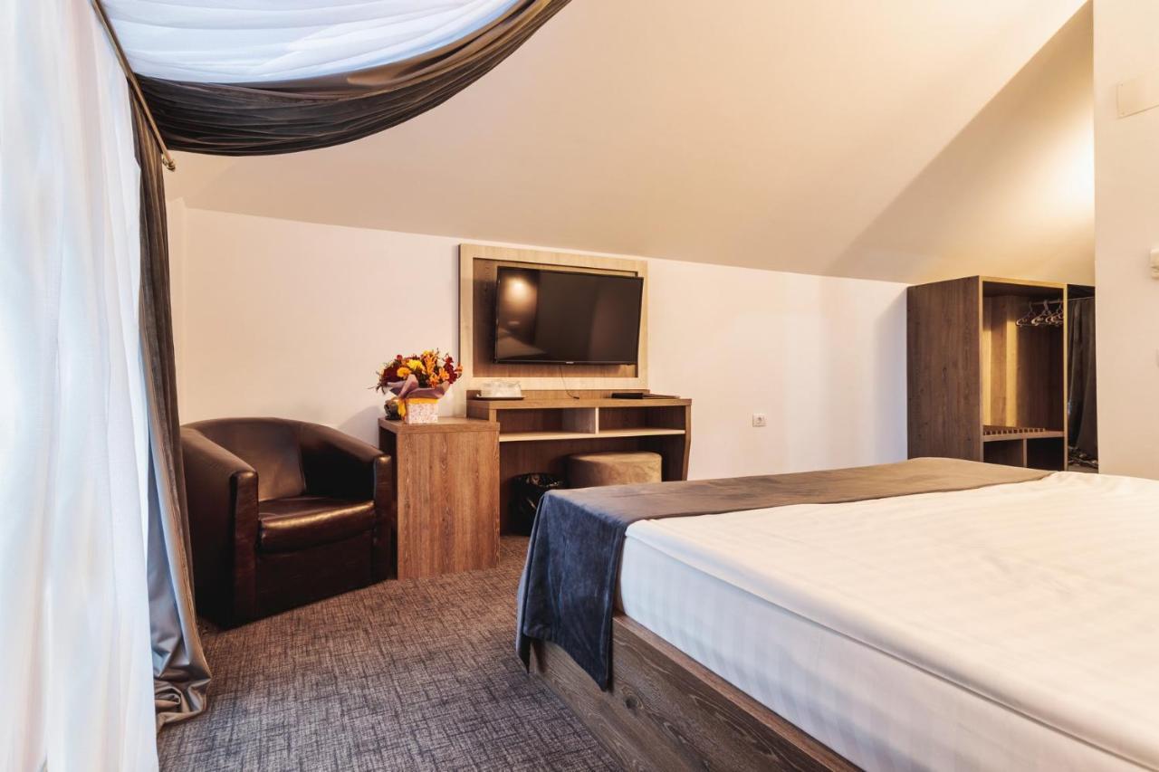 Călimăneşti Hotel Domnitei מראה חיצוני תמונה