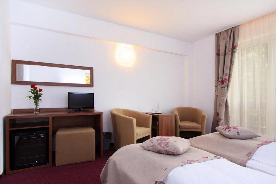 Călimăneşti Hotel Domnitei מראה חיצוני תמונה